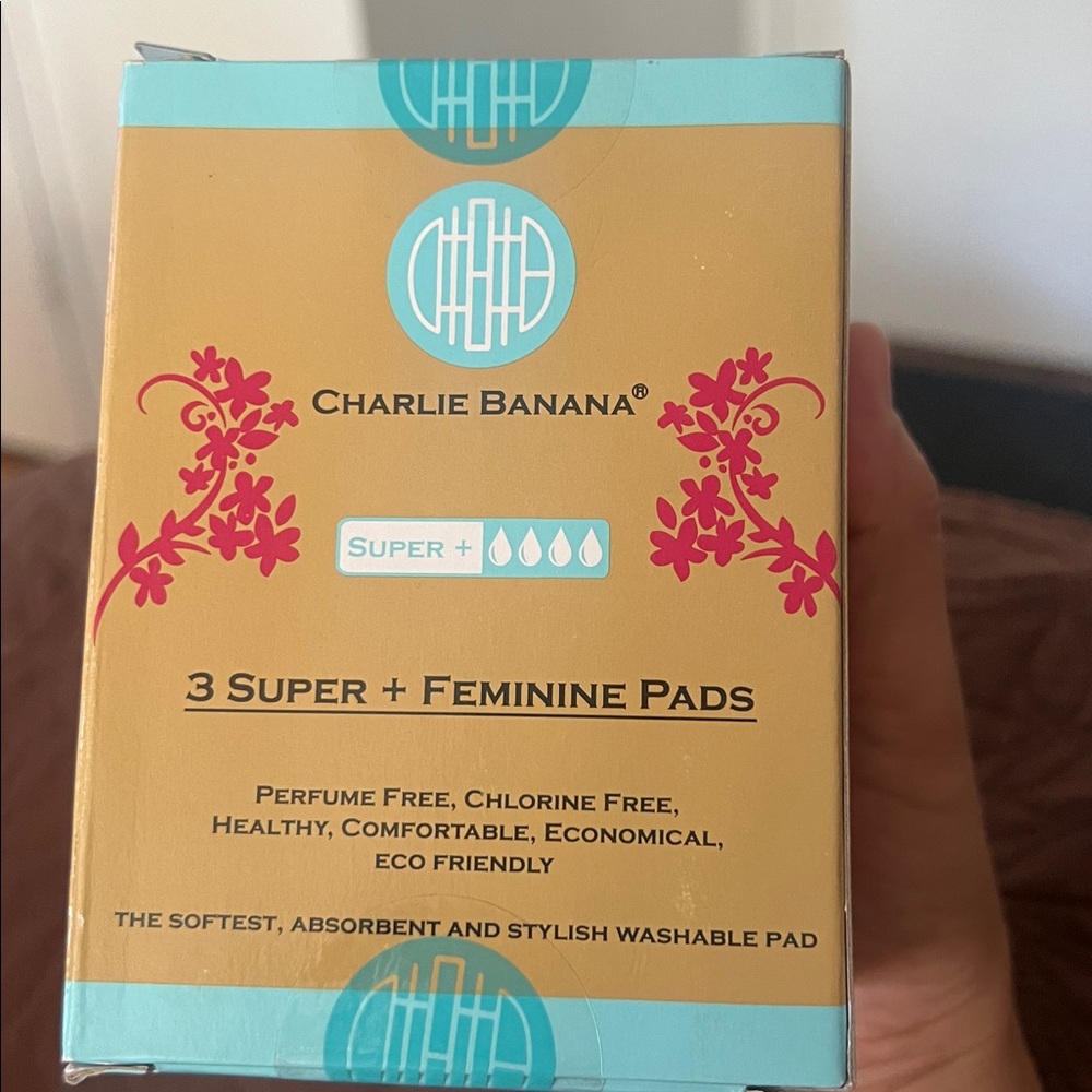 Charlie Banana Super Plus Feminine Pads in Tan and Blue